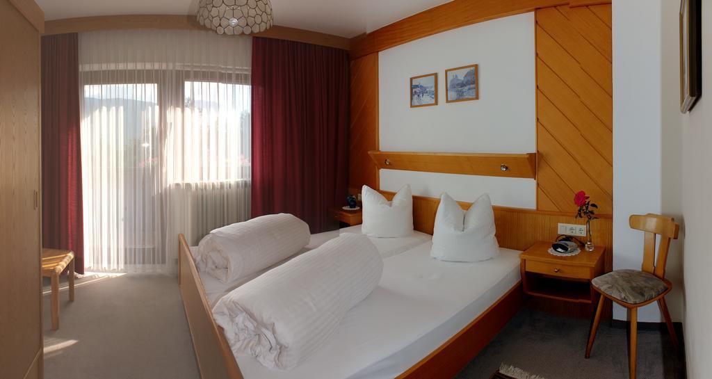 Gaestehaus Friedl Imst Exterior photo